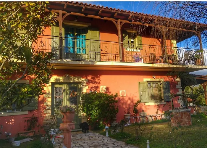 Kefalonia - Charming 3 Bedroom Gardenia 스파르티아