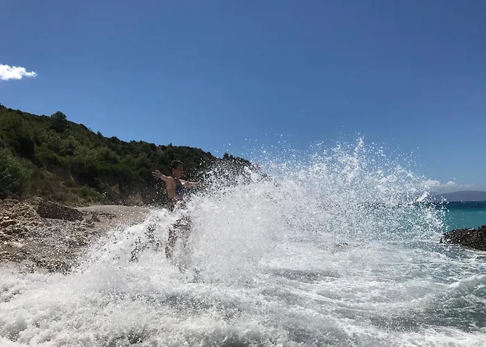 Kefalonia - Charming 3 Bedroom Gardenia 스파르티아