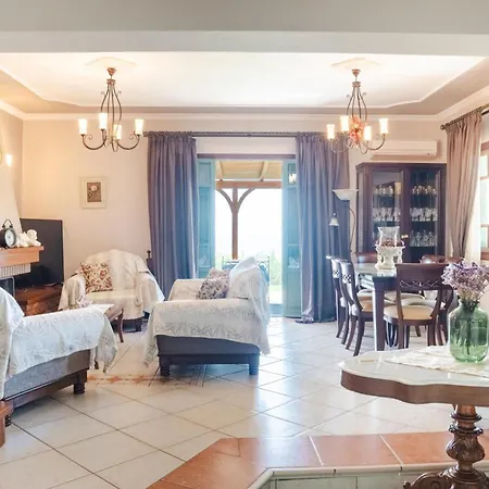 וילה Kefalonia - Charming 3 Bedroom Gardenia