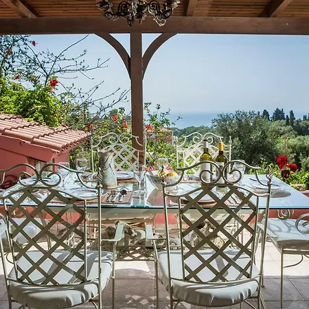 Kefalonia - Charming 3 Bedroom Gardenia וילה ספרטיה